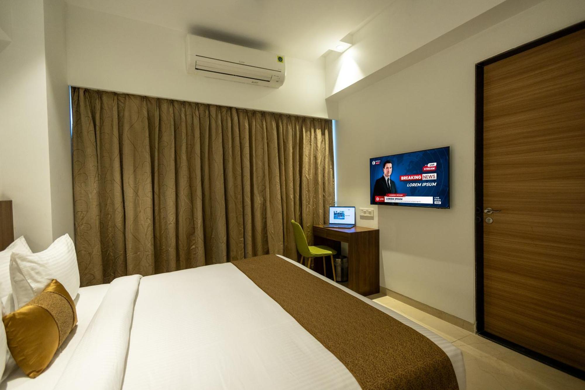 Freesia Residency By Express Inn - Navi Mumbai Exteriör bild